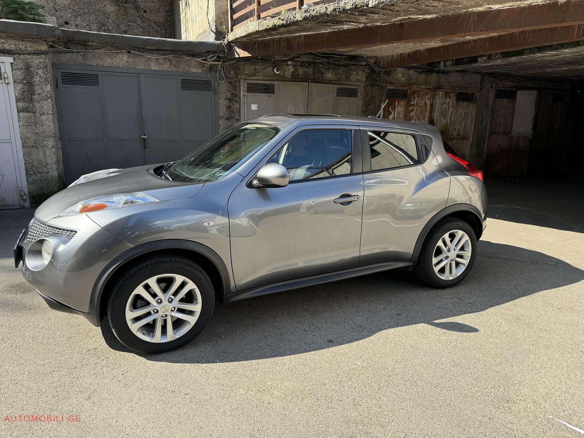 NISSAN Juke