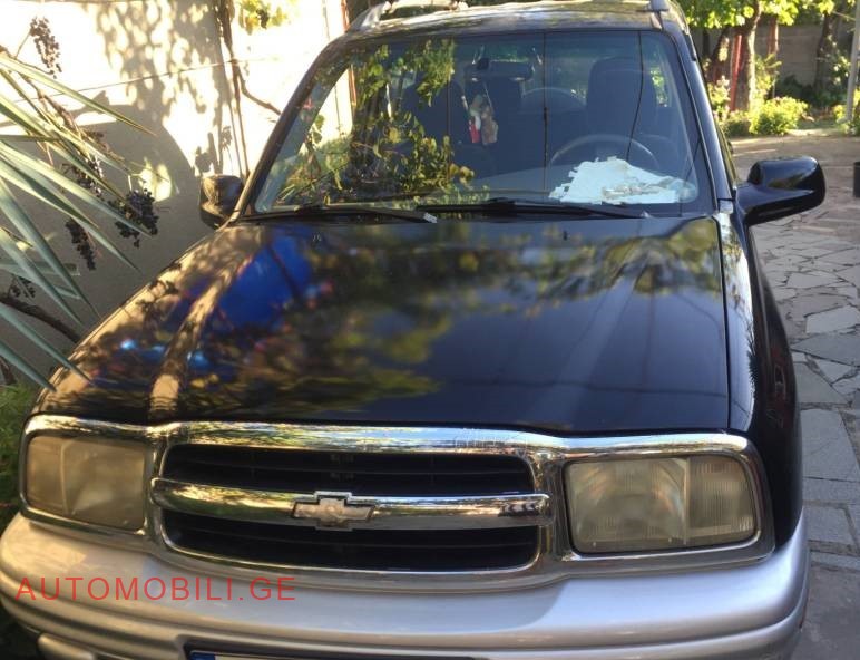 CHEVROLET Tracker